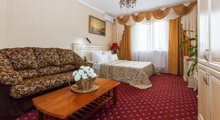 Гостиница  Уют Краснодар Улучшенный двухместный номер с 1 кроватью-4